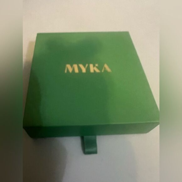 A Highlight In Life MYKA Mamba LA LAKERS LIMITED EDITION CRAFTED BRACELET - Picture 7 of 7